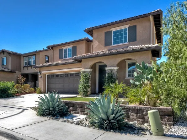 339 Calabrese St, Fallbrook, CA 92028