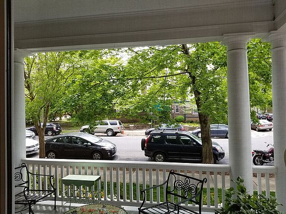 3rd image of 2620 Stuart Ave #U1c