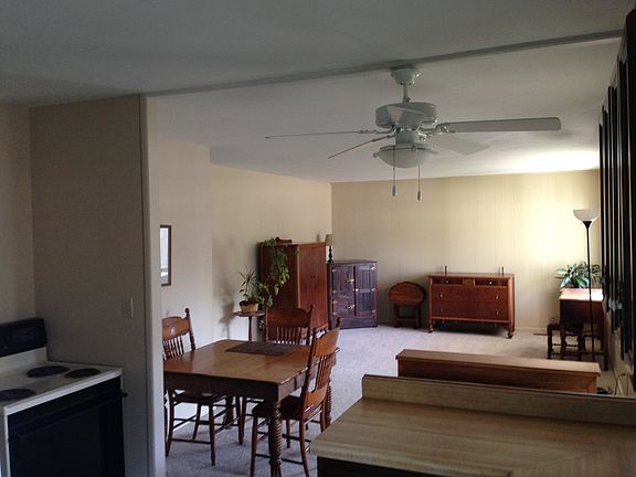 2nd image of 34 Marion Ct