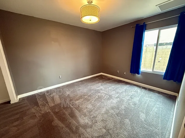 4415 W Gelding Dr — Photo 11