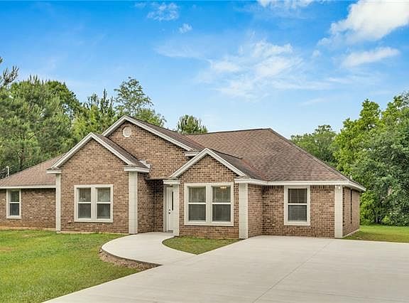 2nd image of 4306 Holly Dr