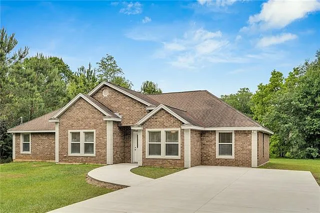 4306 Holly Dr — Photo 2