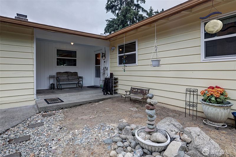 3rd image of 2346 SW 339th Street