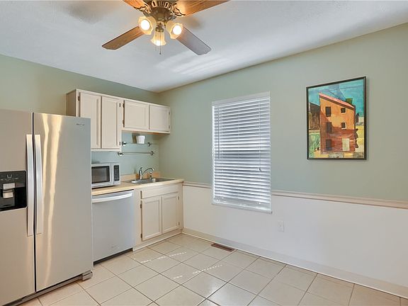 5th image of 1402 Timberglen Dr