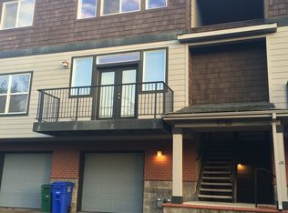 9746 SW 34th Pl #6, Portland, OR 97204