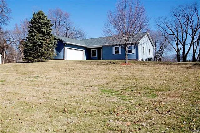 10210 Imperial Dr photo 1