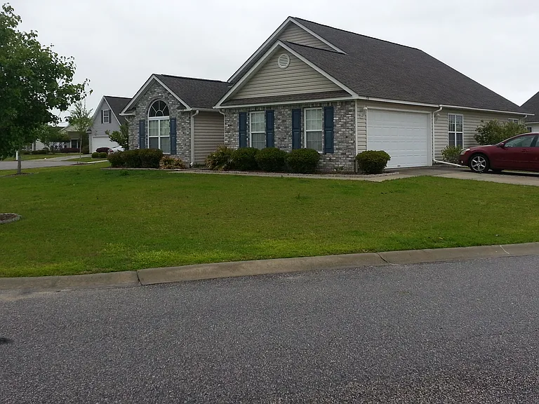 150 Coldwater Cir — Photo 2