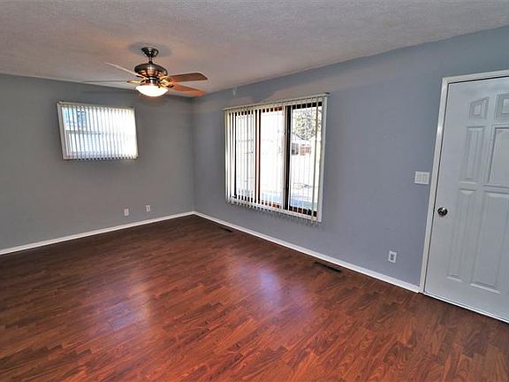 3rd image of 1520 Kingsley Dr