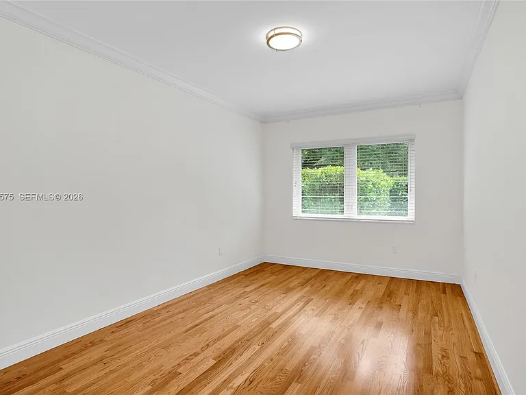 1100 S Alhambra Cir — Photo 29