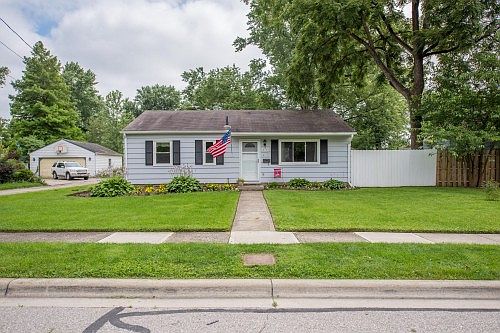 1st image of 213 Eastwood Ave