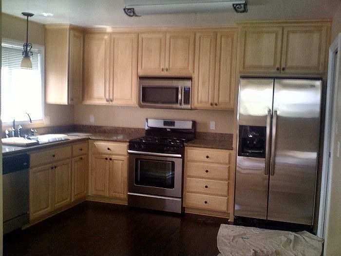 1st image of 770-72 East Ave