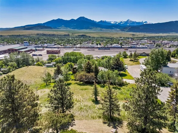 N D St, Livingston, MT 59047