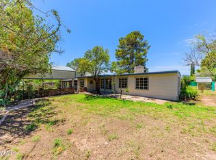 16 San Jose Dr, Bisbee, AZ 85603