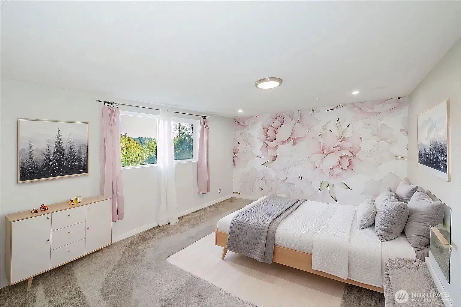 3 bed, 2000 sqft, $2,500 — Photo 4