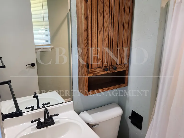 423 Oakdale Dr — Photo 18