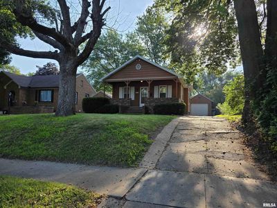 1224 S 5th St, Pekin, IL, 61554