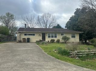 4308 Strolling Dr, Knoxville, TN 37912