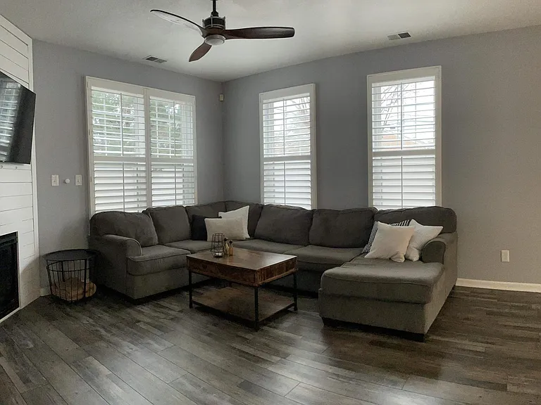 4725 Martinique Ct — Photo 13