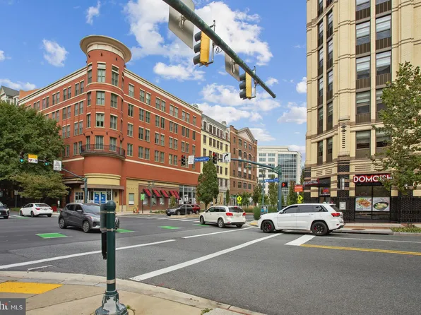 38 Maryland Ave Unit 310, Rockville, MD 20850