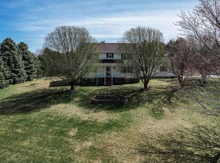 20008 Rondo Dr, Gretna, NE 68028