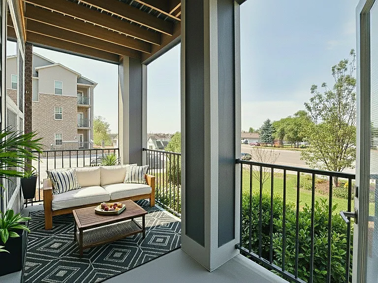2 BR/2 BA patio