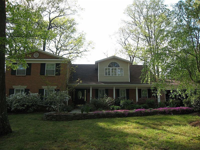 1st image of 4212 Woodlark Dr