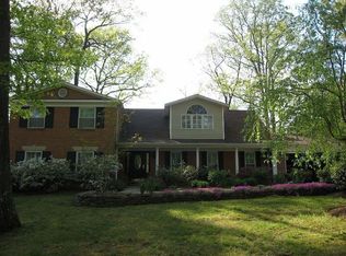4212 Woodlark Dr, Annandale, VA 22003