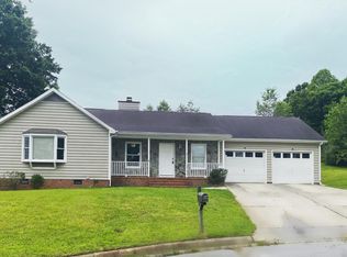 9 Mandela Ct, Greensboro, NC 27401