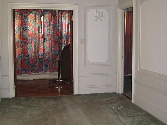 4th image of 3412 Giles Pl
