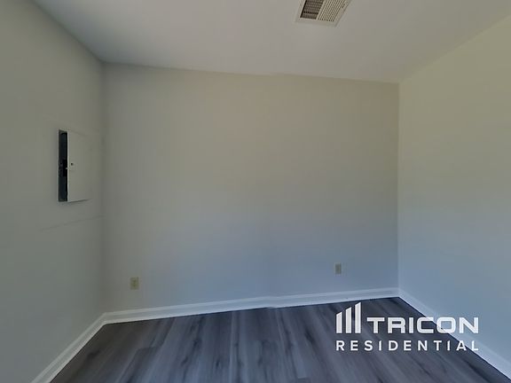 4th image of 4500 Luau Ct