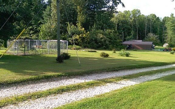 3rd image of 1411 Kelley Farm Pl