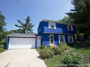 1835 Menominee Dr SE, Grand Rapids, MI 49506