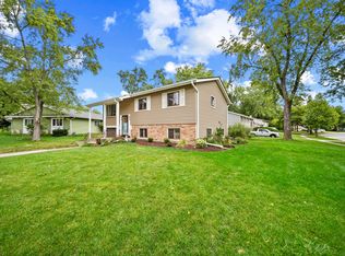 764 Lancaster Ct, Crystal Lake, IL 60014