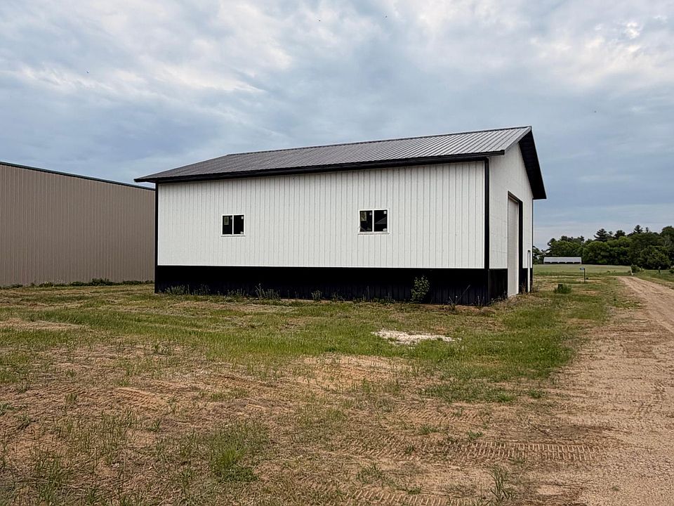 2nd image of 3690 Hines Rd