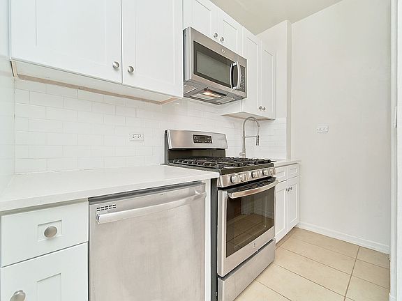 5th image of 2475 Palisade Ave APT 2D