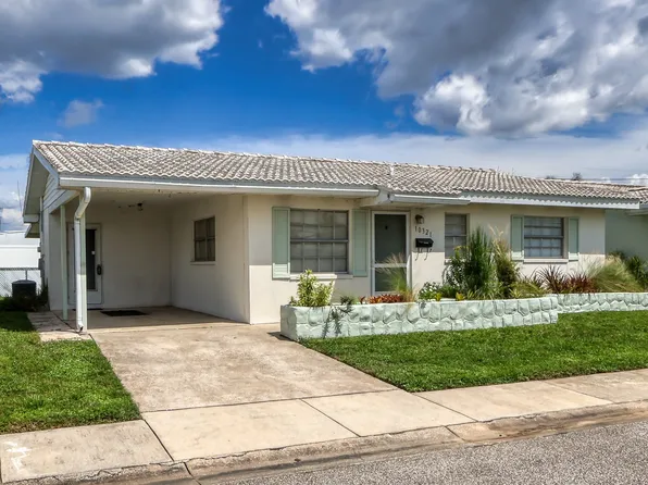 10321 Larchmont Pl N, Pinellas Park, FL 33782