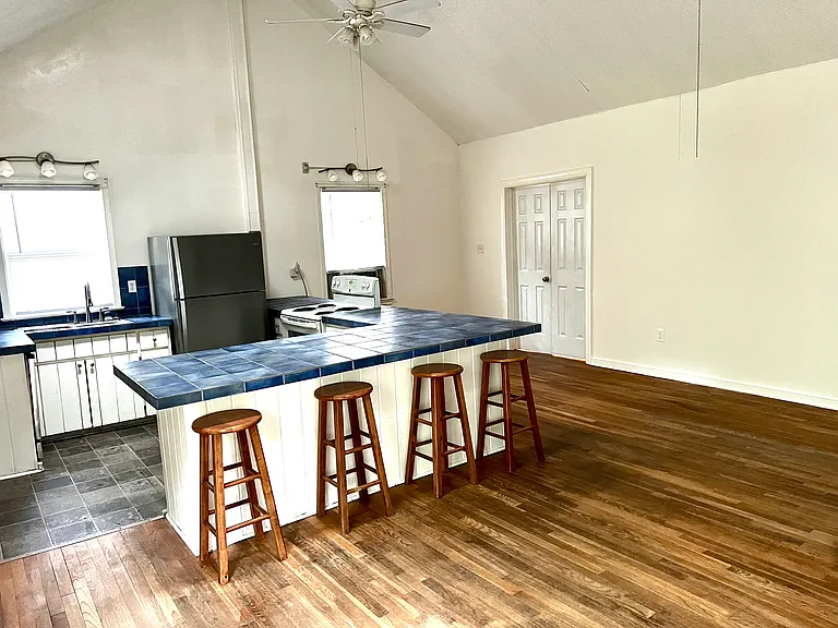 Kitchen and dining area.