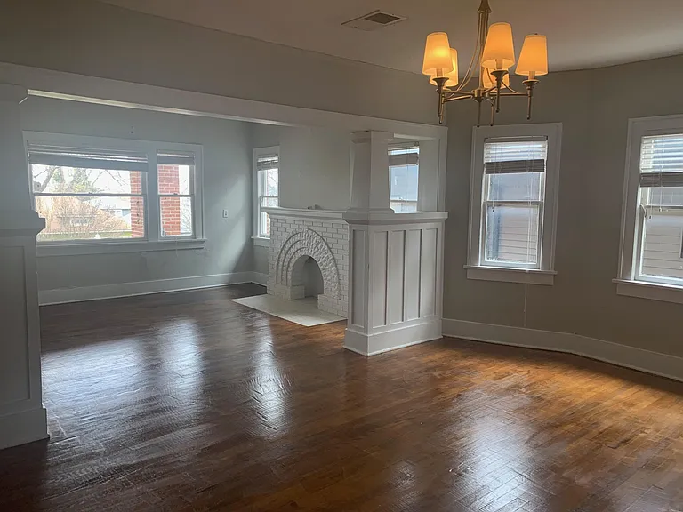 820 NW 20th St #820.5 — Photo 1