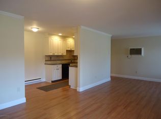 142 Cross Slope Ct Unit F, Manalapan, NJ 07726