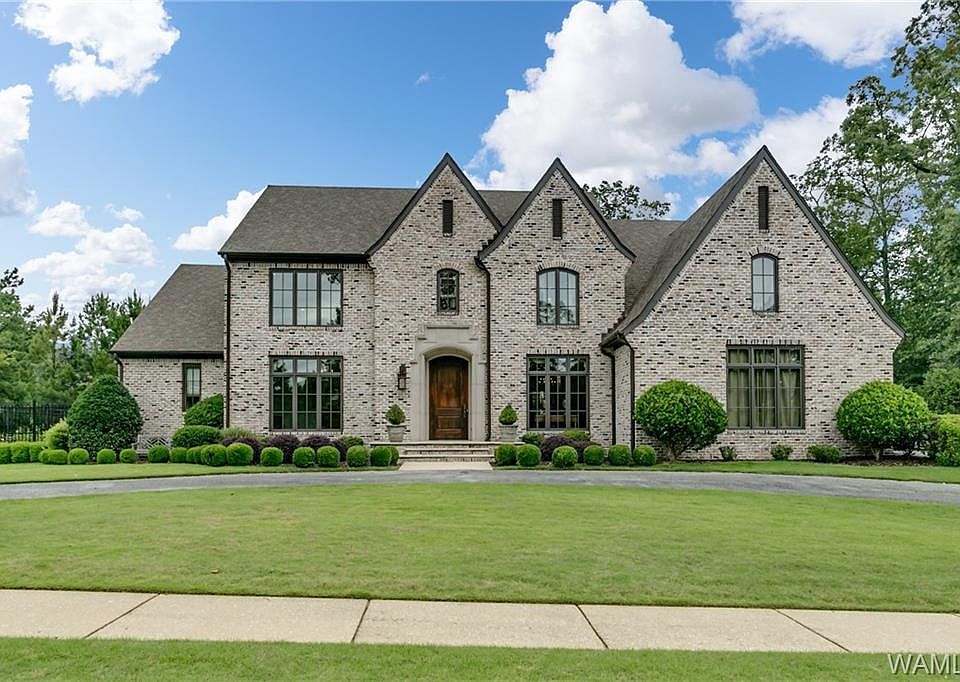 1st image of 2750 Regatta Way
