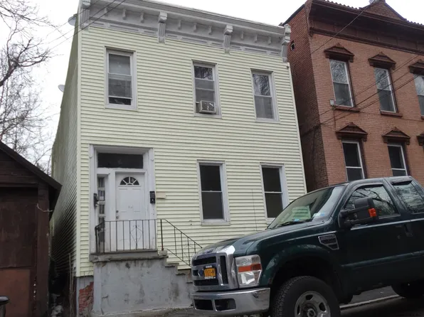 51 Tyler St, Troy, NY 12180