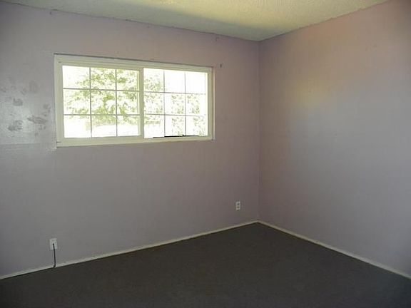 5th image of 713 Columbia St