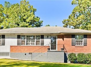 6419 Arthur Dr, Lithia Springs, GA 30122