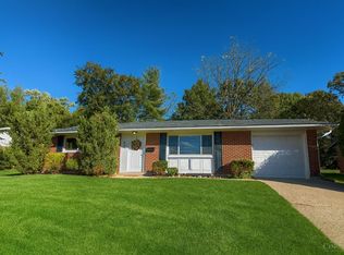 908 Hartz Dr, Lebanon, OH 45036