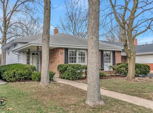 854 S Hawthorne Ave, Elmhurst, IL