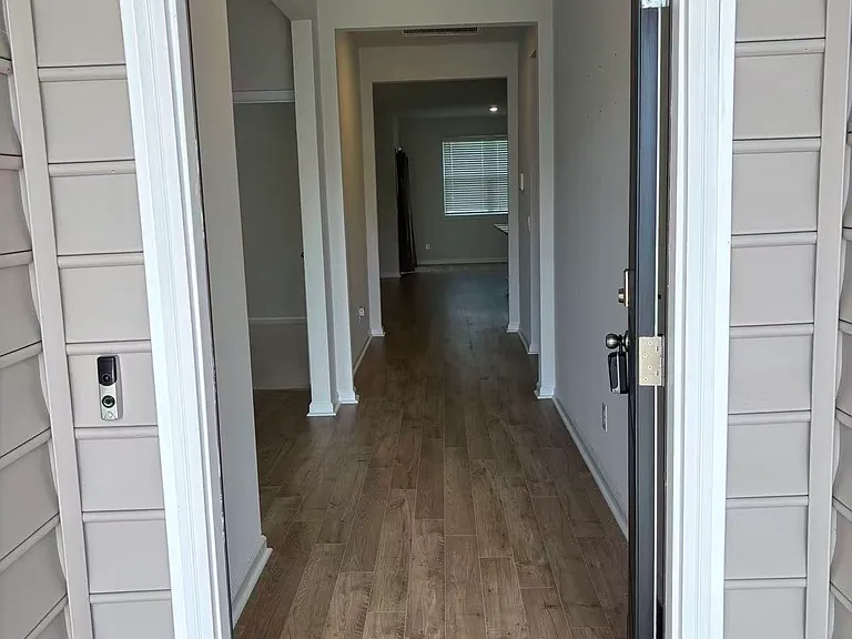 105 Coopers Rise — Photo 4
