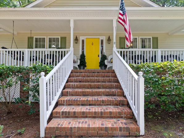 285 Atkinson Farm Cir, Garner, NC 27529