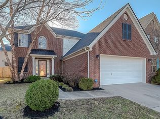 820 White Wood Flt, Lexington, KY 40511
