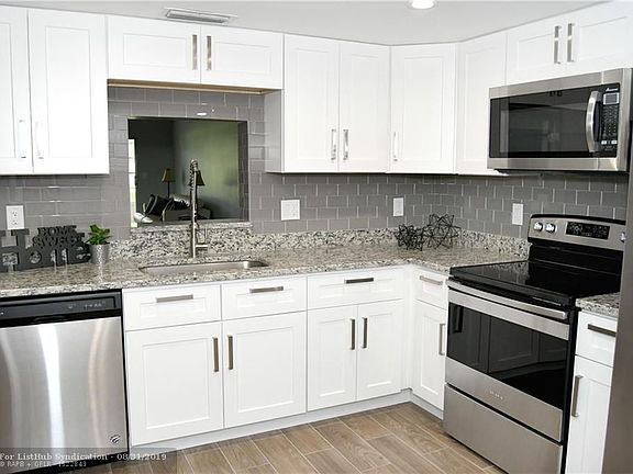 2nd image of 3201 Portofino Point #L1