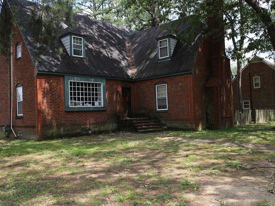 2nd image of 3222 Clarke Rd